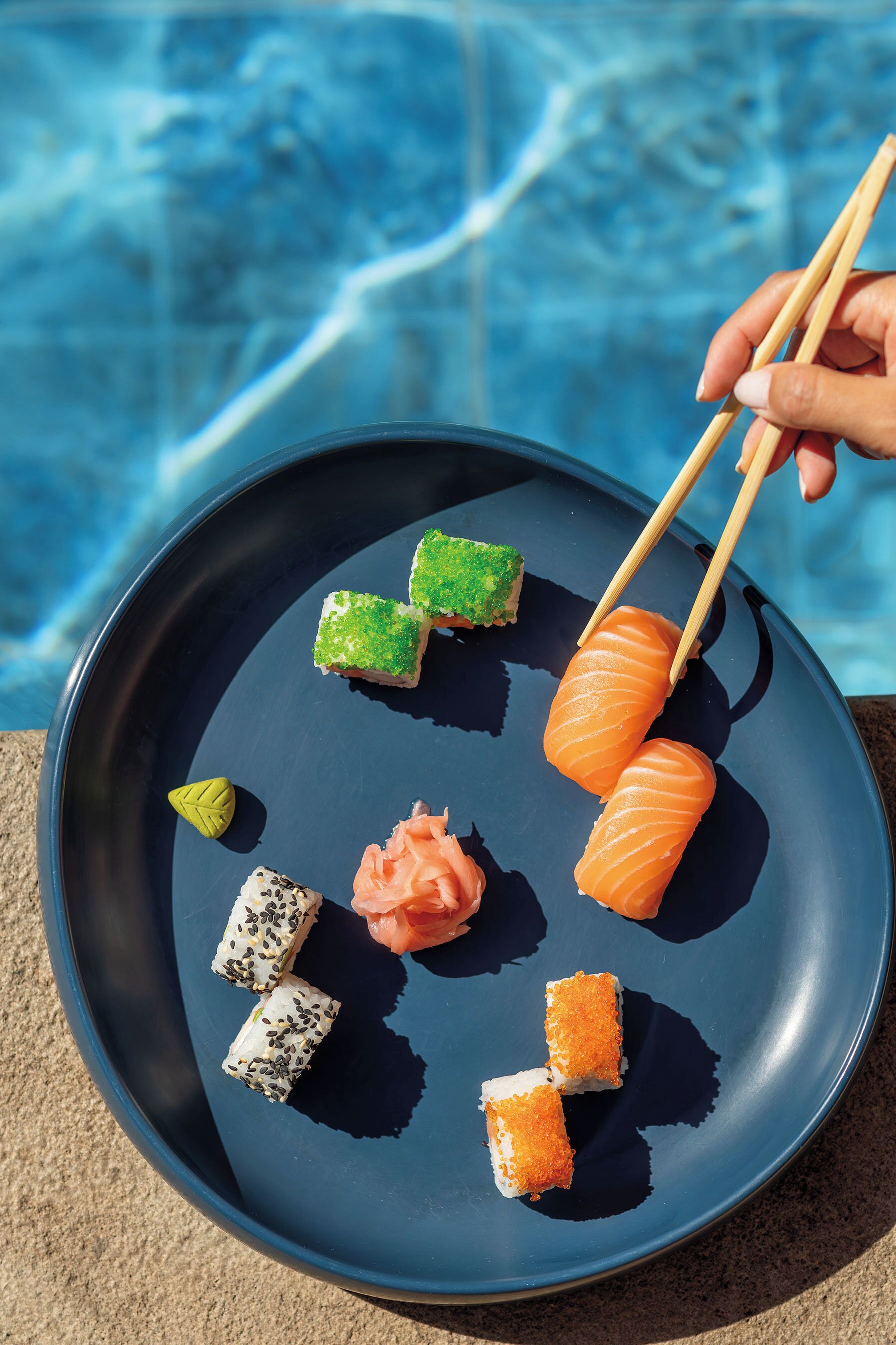 breakfast and dinner served, international cuisine