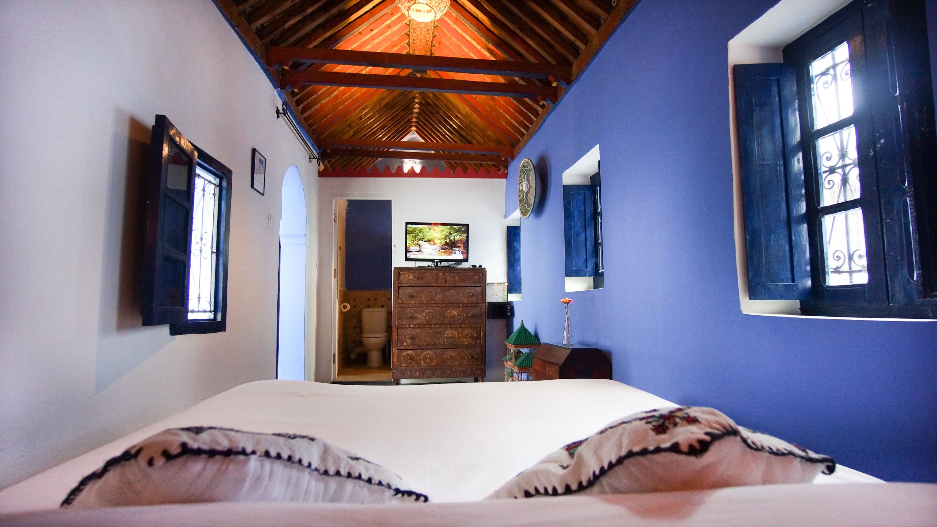 junior suite | in-room safe, individually decorated, desk