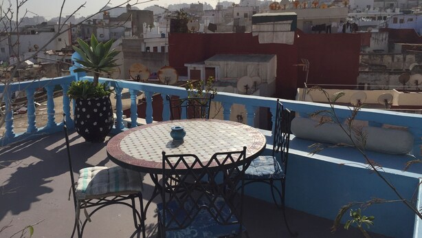 Unclassified image, 1 of 13, button - Dar Bargach (Tangier)