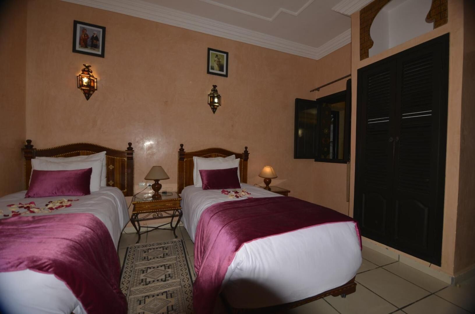 premium bedding, in-room safe, desk, blackout curtains