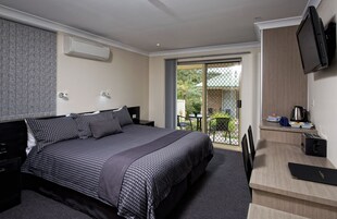 标准房, 无烟房, 阳台 (Spa Room) | 埃及棉床单、高档床上用品、特色装修、特色家居