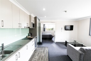 Standard-studiolejlighed (Spa Suite) | Privat køkken | Elkedel