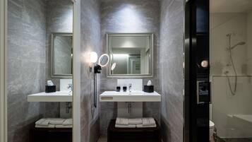 Eco-friendly toiletries, hair dryer, towels