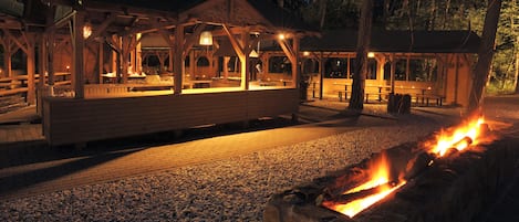 Grillaus-/piknikalue