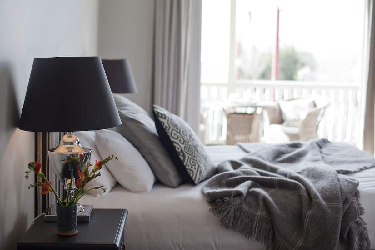 Premium bedding, minibar, individually decorated, individually furnished