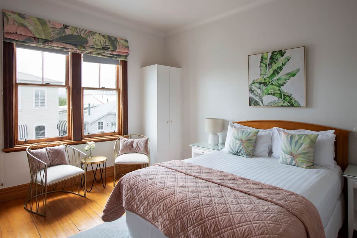 Petit Room | Premium bedding, minibar, individually decorated, individually furnished