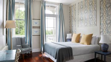 Premium bedding, iron/ironing board, free WiFi, individually decorated