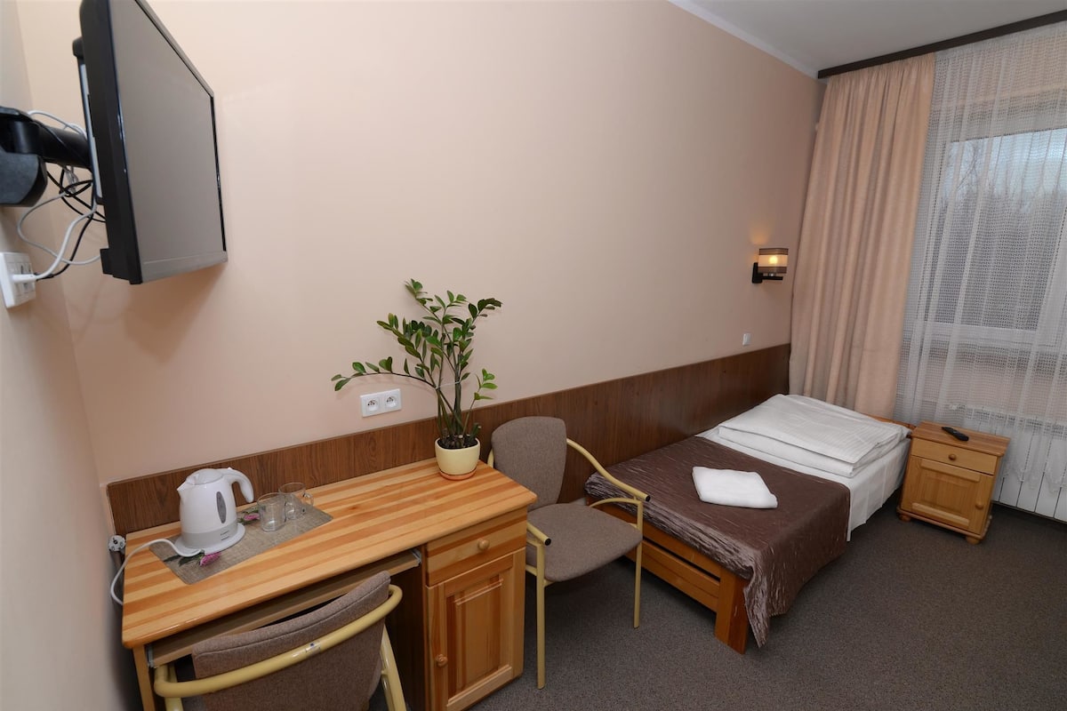 Desk, iron/ironing board, free WiFi, bed sheets