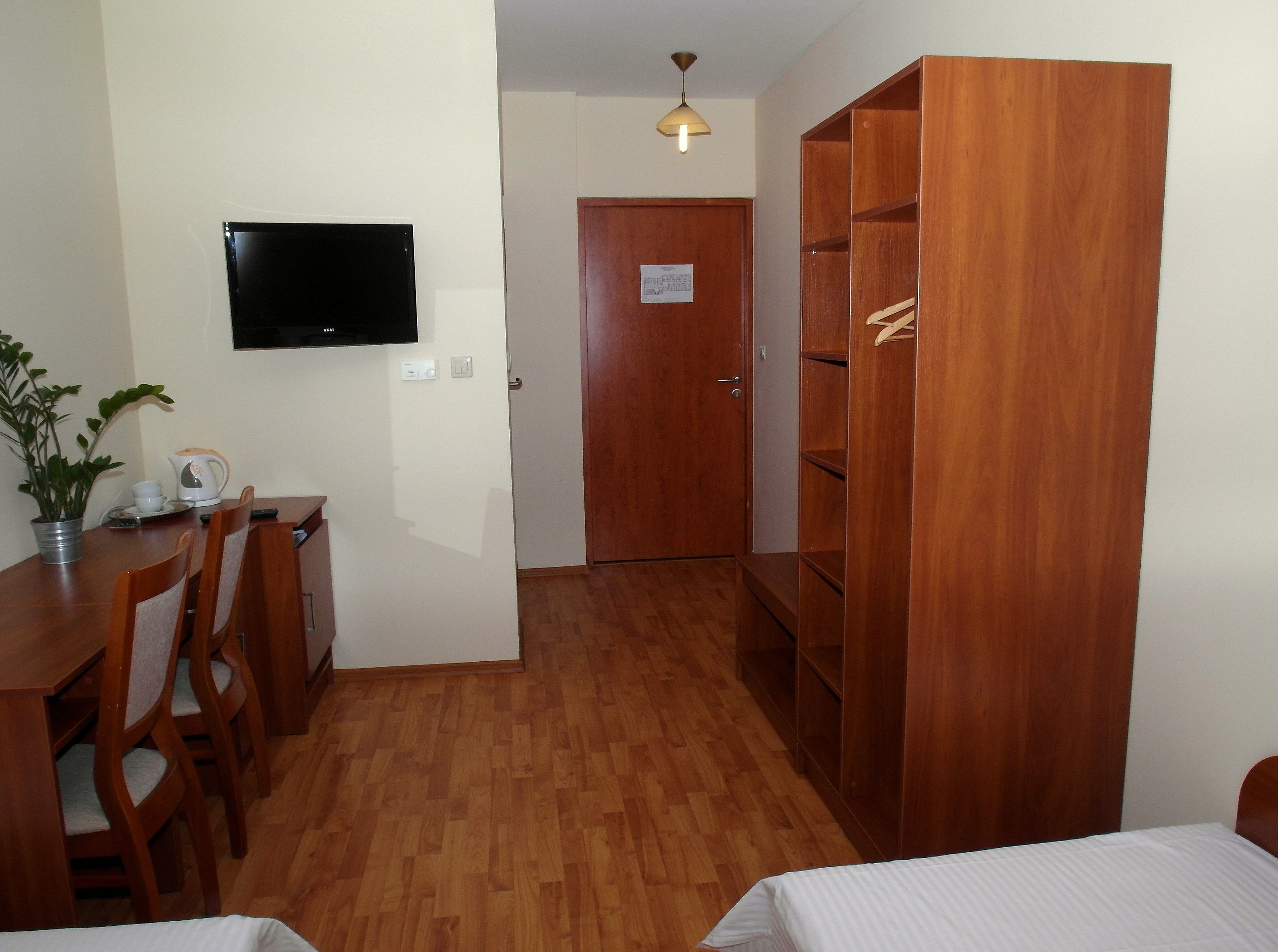 superior twin room | desk, iron/ironing board, free wifi, bed sheets