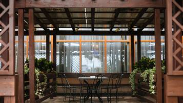 Local and international cuisine