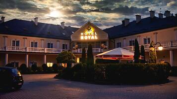 Front of property - evening/night