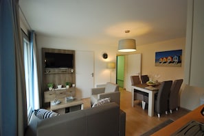 Superior Studio Suite | Living area