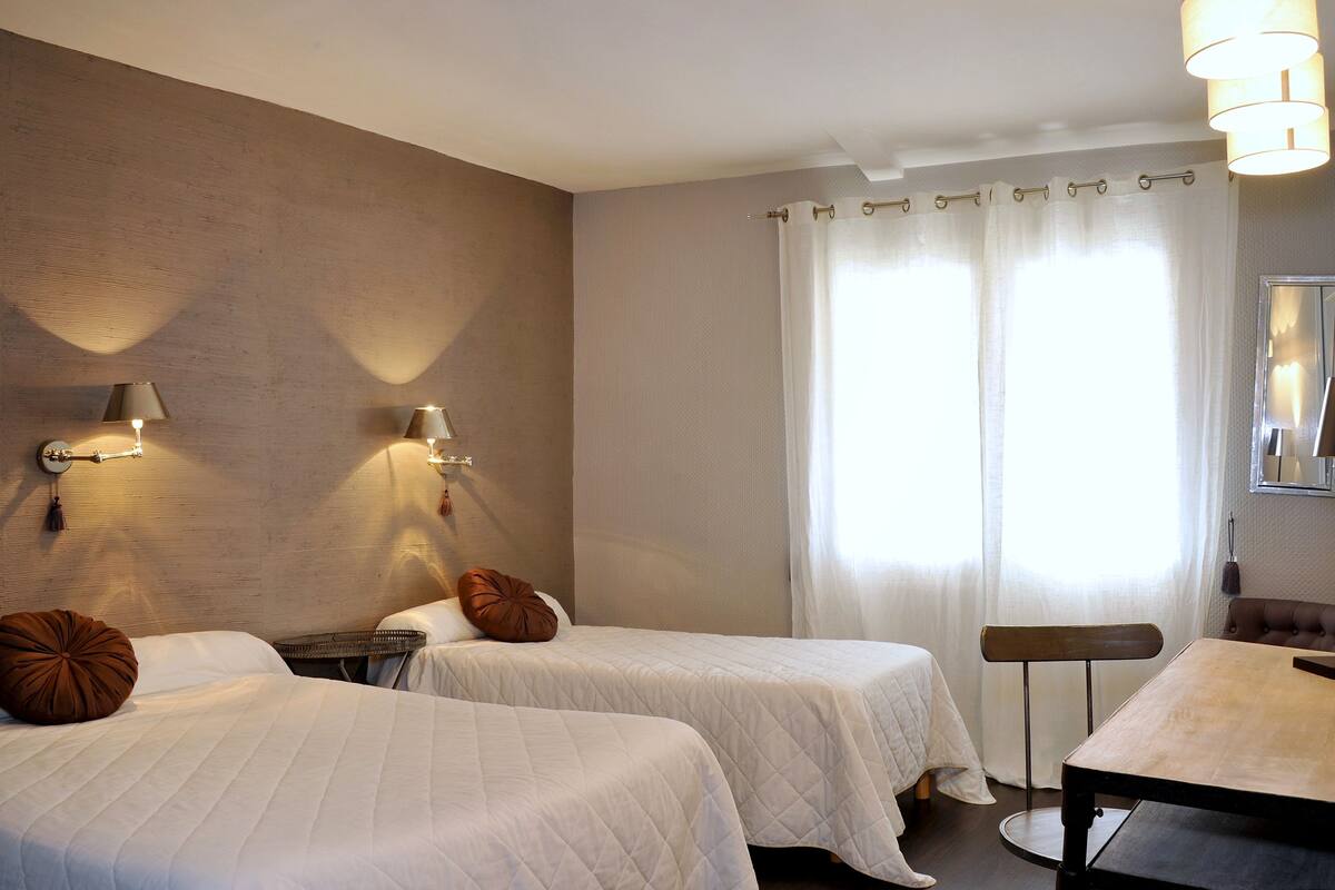Dreibettzimmer