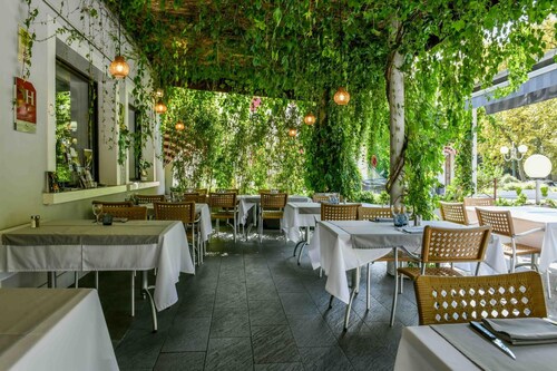 Hôtel Restaurant Le Commerce