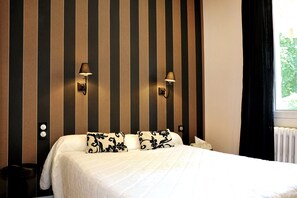 Superior Double Room | Free WiFi - Hôtel Restaurant Le Commerce (Amou)