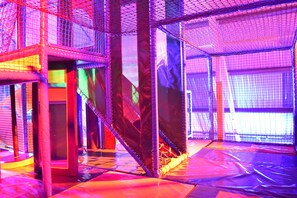 Children's play area - indoor - Three Horseshoes (Barry)