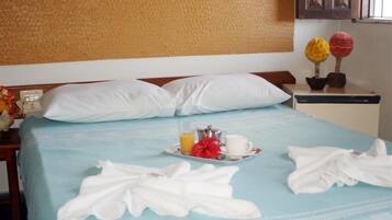 Phòng đôi hoặc 2 giường đơn Tiêu chuẩn | Minibar, nôi (giường cho trẻ sơ sinh) miễn phí