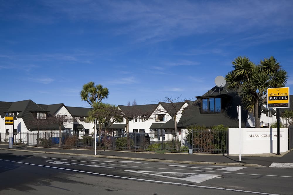 Allan Court Motel