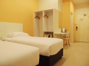 Standard Room | In-room safe, rollaway beds, free WiFi, bed sheets - G-Inn (George Town)
