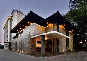 Exterior - Serela Merdeka Bandung (Bandung)