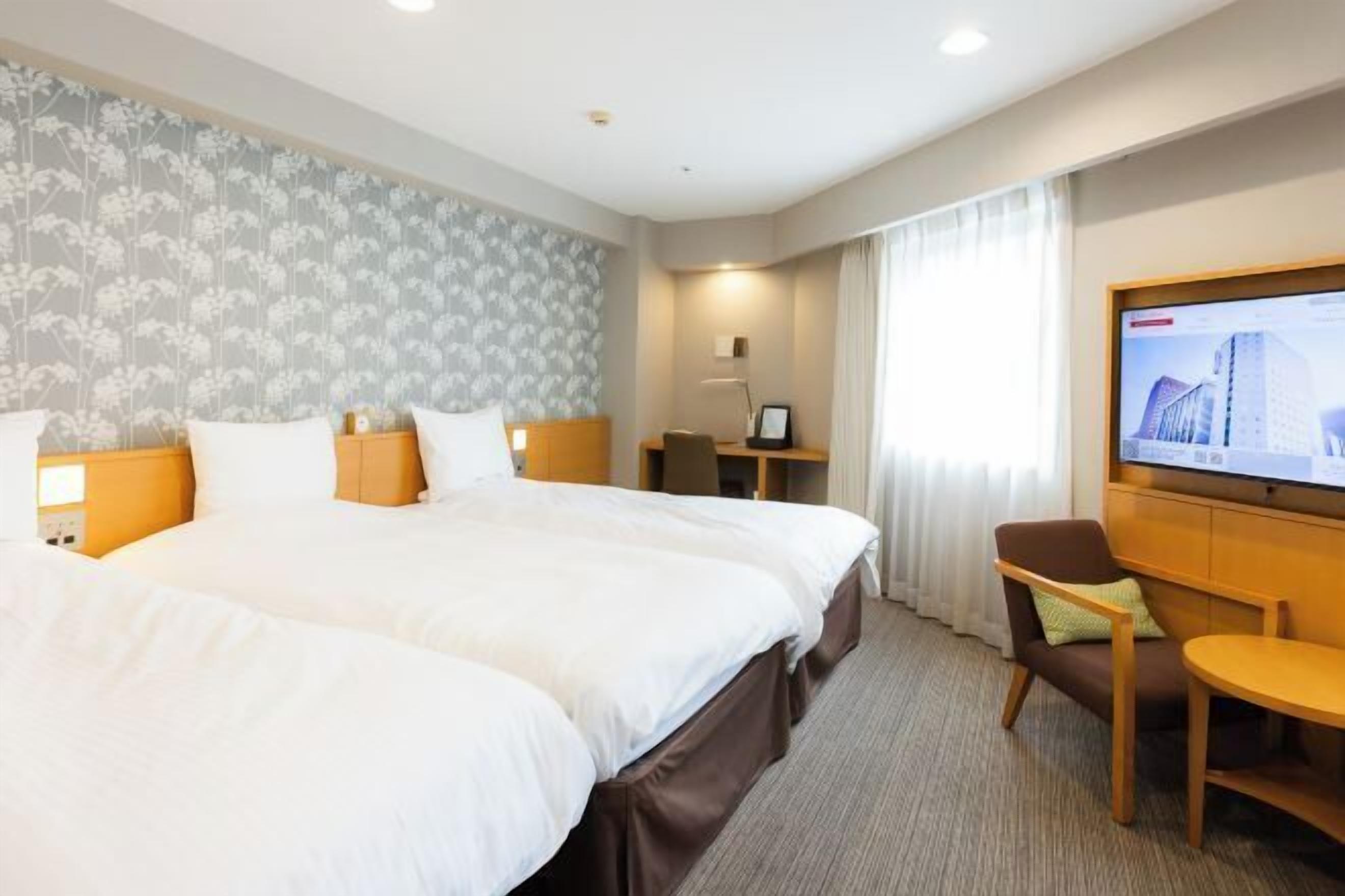 ผ้านวมขนเป็ด, โต๊ะทำงาน, พื้นที่ทำงานแบบใช้แล็ปท็อป, ผ้าม่านกันแสง