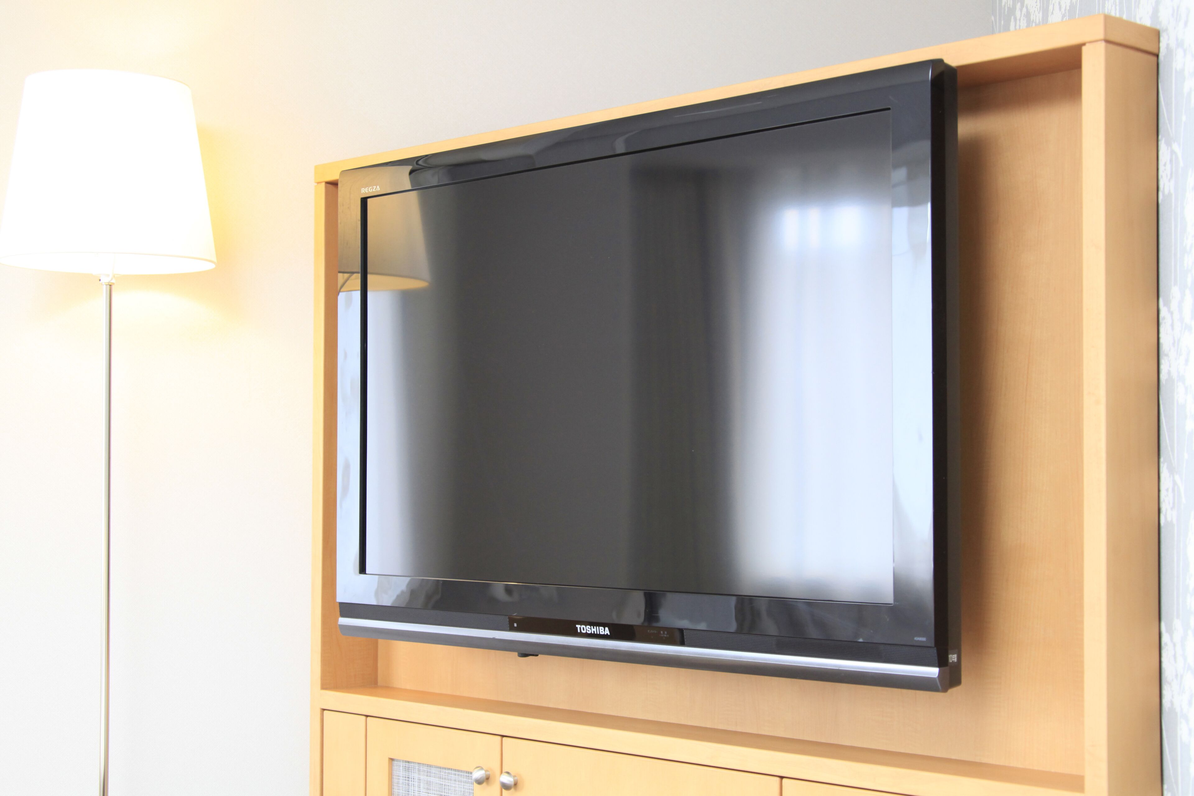 twin room, non smoking (2 beds) | television