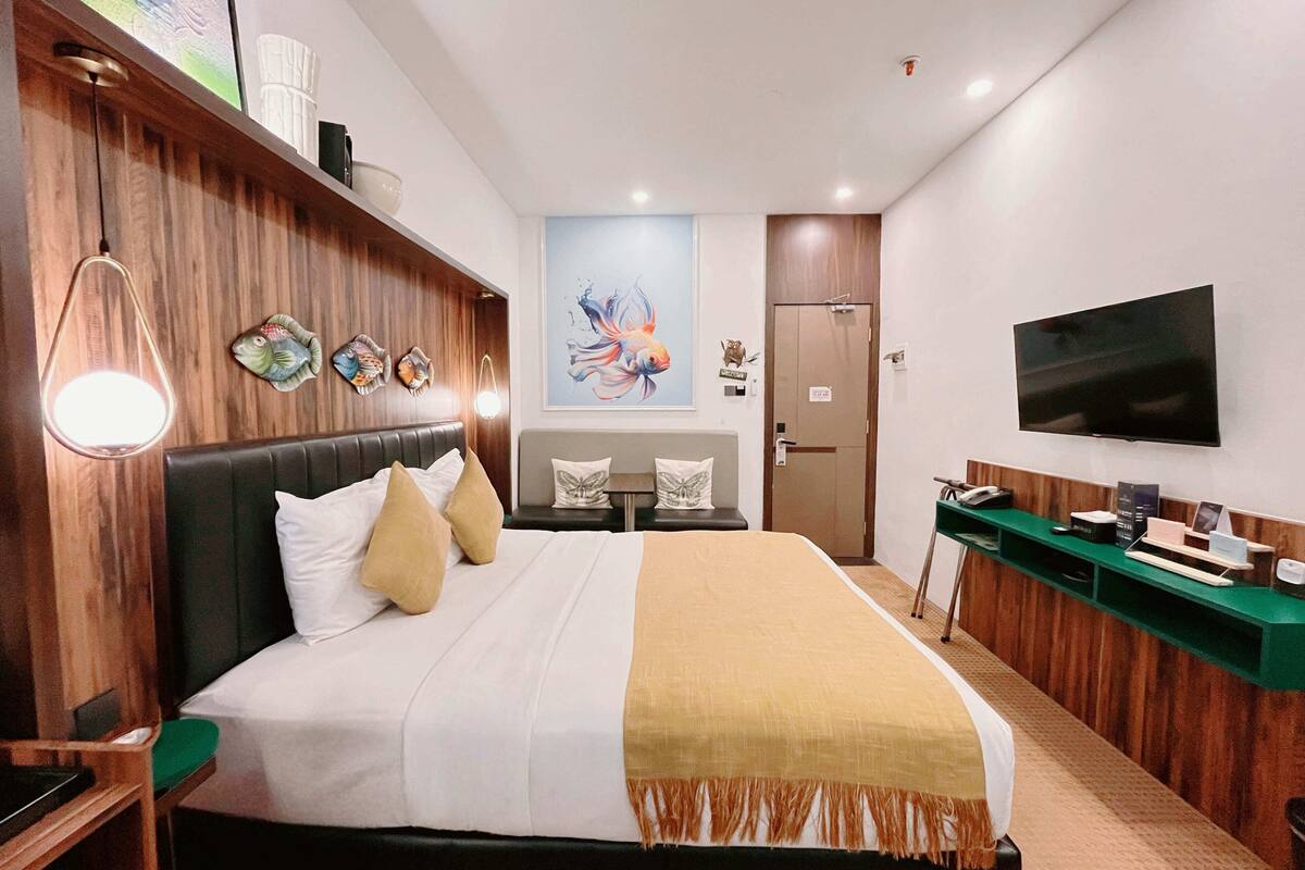 Executive Jacuzzi Room | 1 bedroom, free minibar, in-room safe, desk