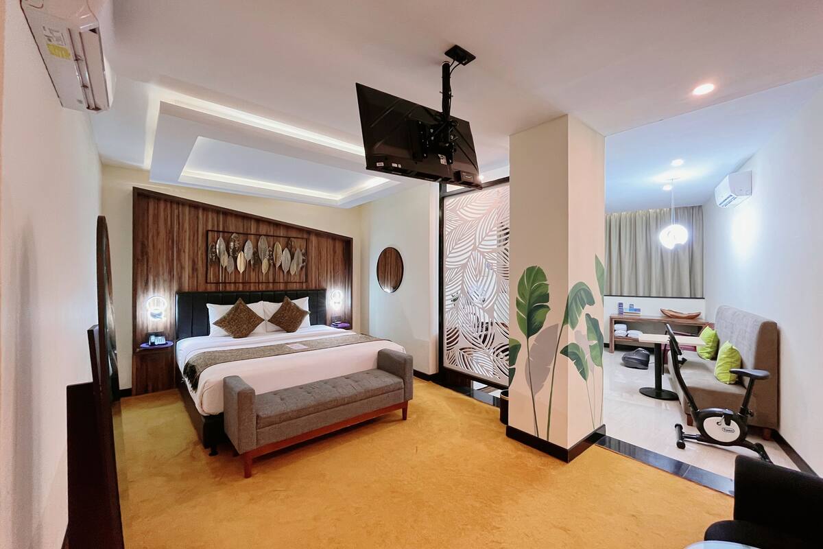 Presidential Suite Room Ubud Heaven | 1 bedroom, free minibar, in-room safe, desk