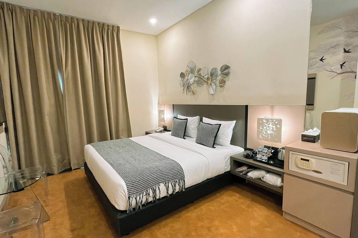 Suite Room Nusa Paradise | 1 bedroom, free minibar, in-room safe, desk