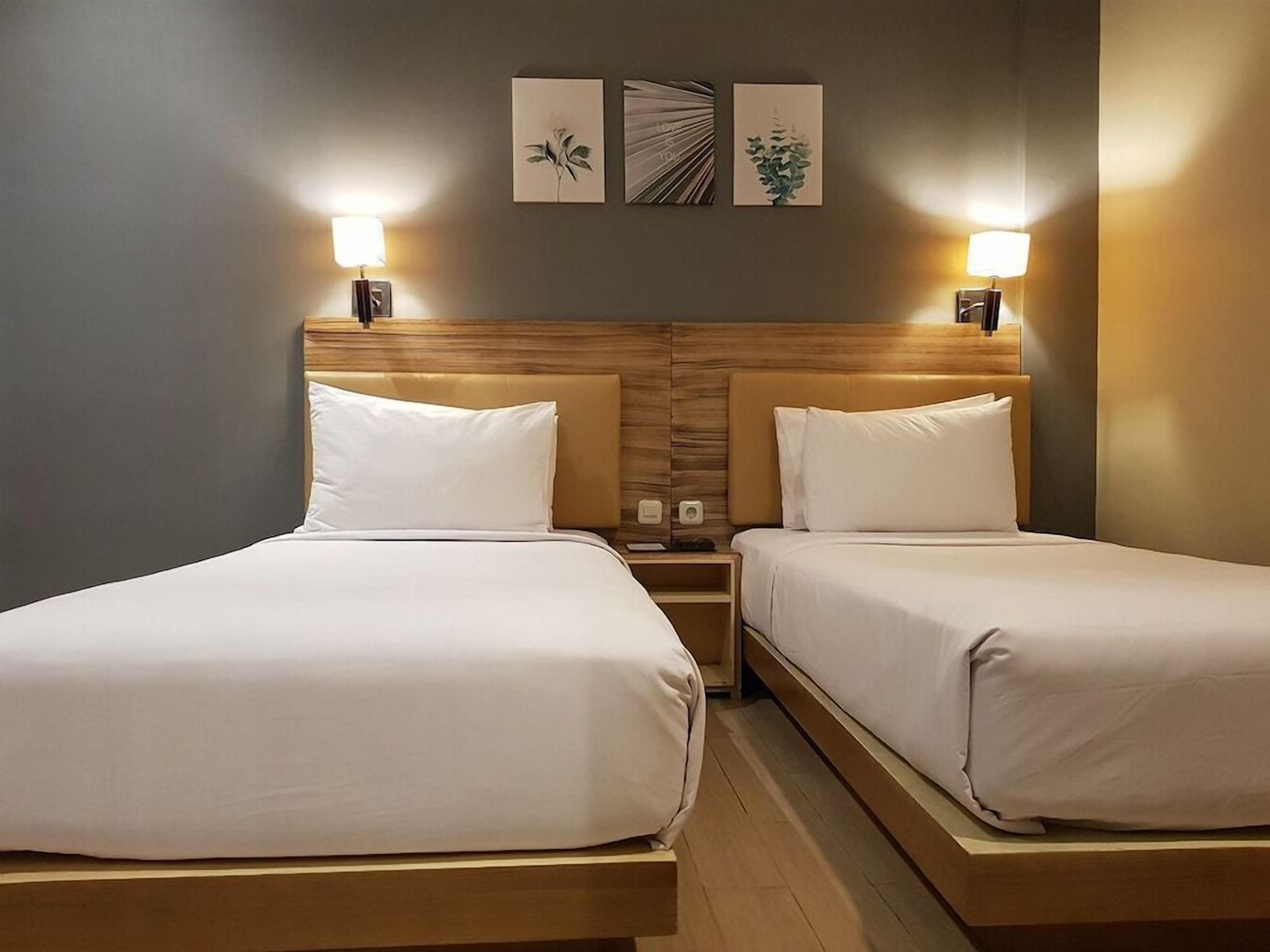 客房内保险箱、熨斗/熨板、免费 WiFi、床单