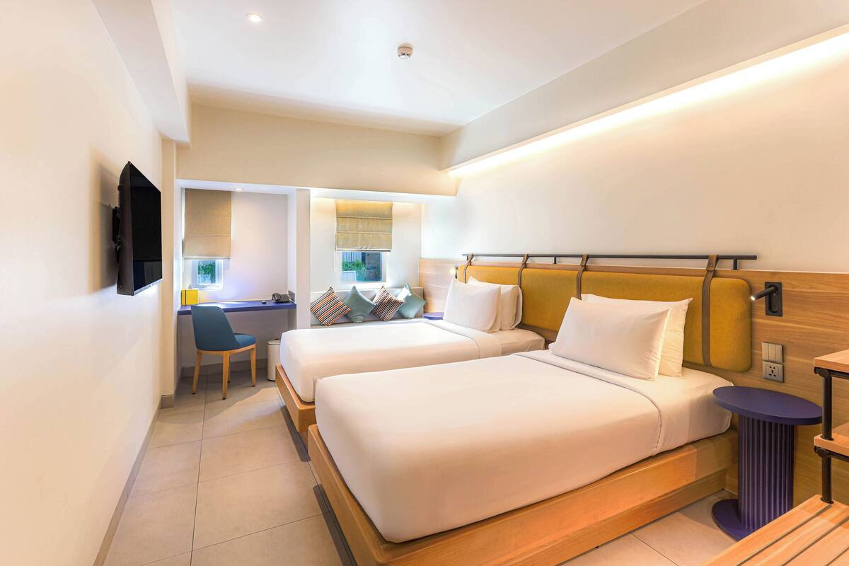 Newly Renovated Superior Twin | Minibar, in-room safe, desk, iron/ironing board (on request)