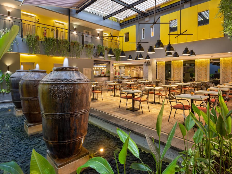 Café da manhã, almoço e jantar