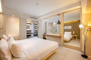 Junior Suite | Minibar, in-room safe, desk, free WiFi - Sevn Legian (Legian)