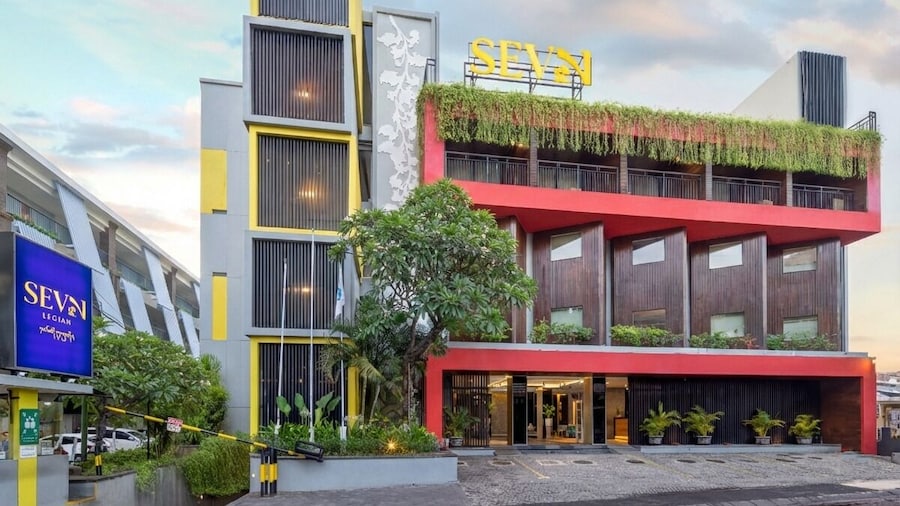 Sevn Legian