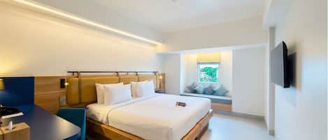 Chambre Deluxe (Newly Renovated) | Minibar, coffre-fort, bureau, accĂšs au Wi-Fi (inclus)