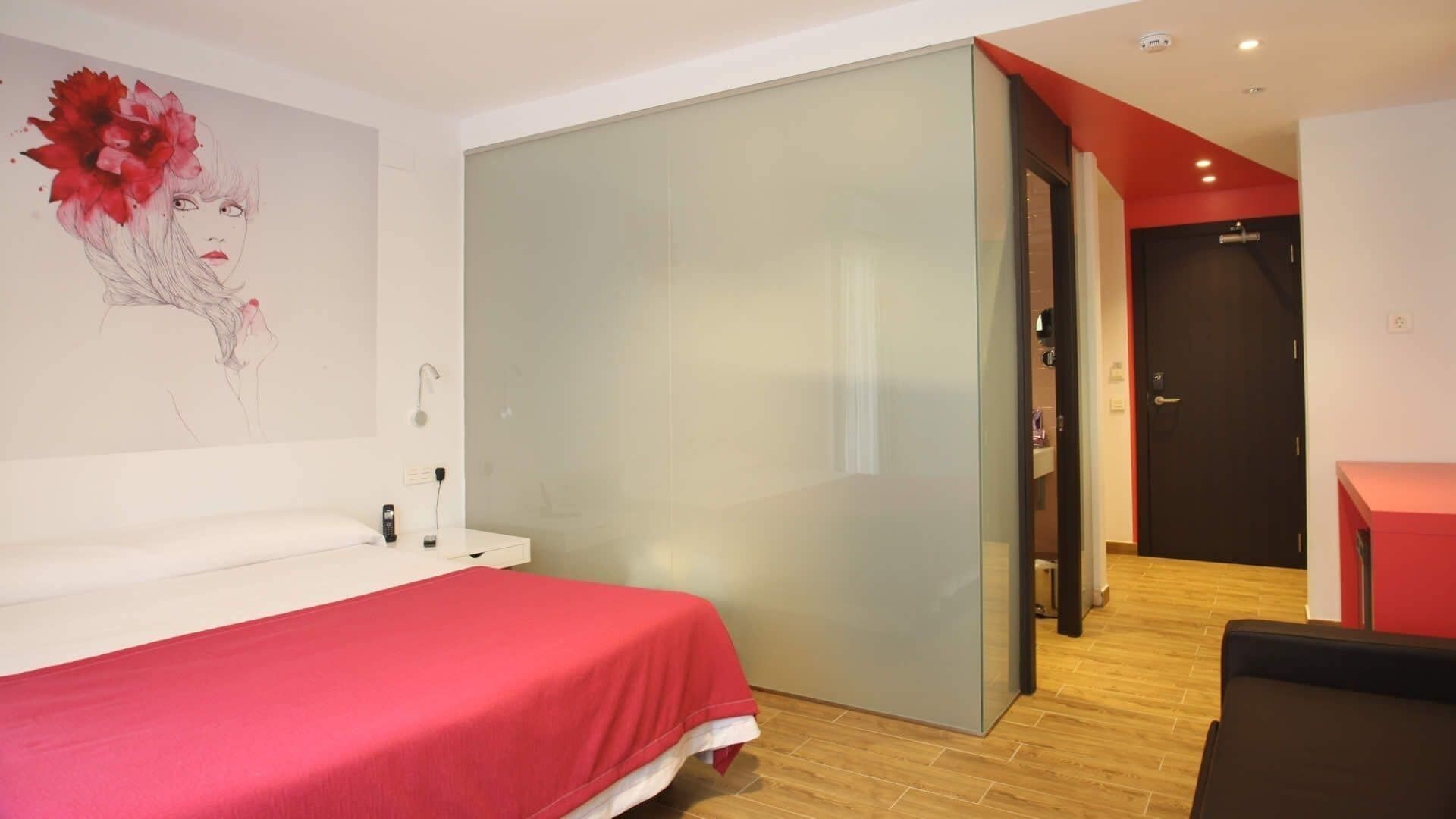 Caixa forta a l'habitació, bressols i wifi gratuïta 