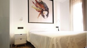 Caixa forta a l'habitació, bressols i wifi gratuïta 