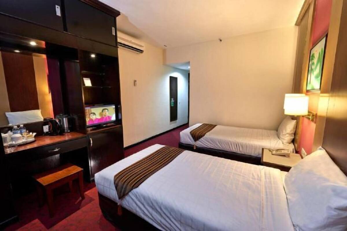 Coffres-forts dans les chambres, ameublement personnalisé, bureau