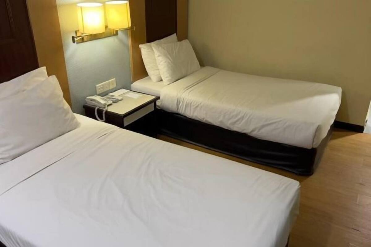 Coffres-forts dans les chambres, ameublement personnalisé, bureau