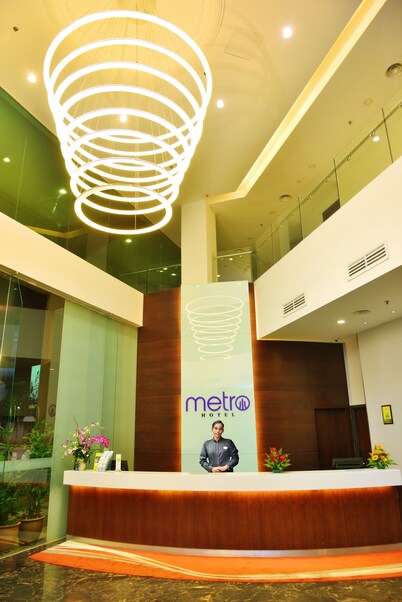 Metro Hotel