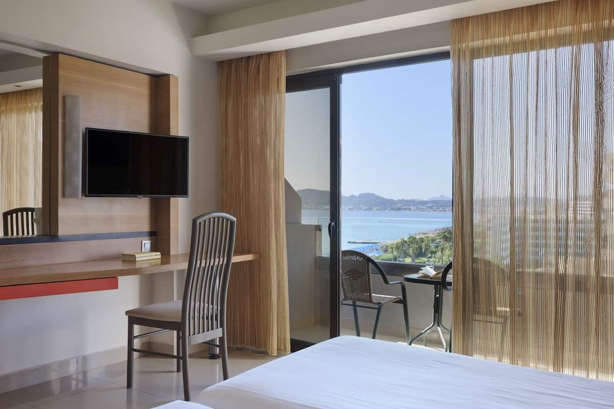 Double Room, Partial Sea View