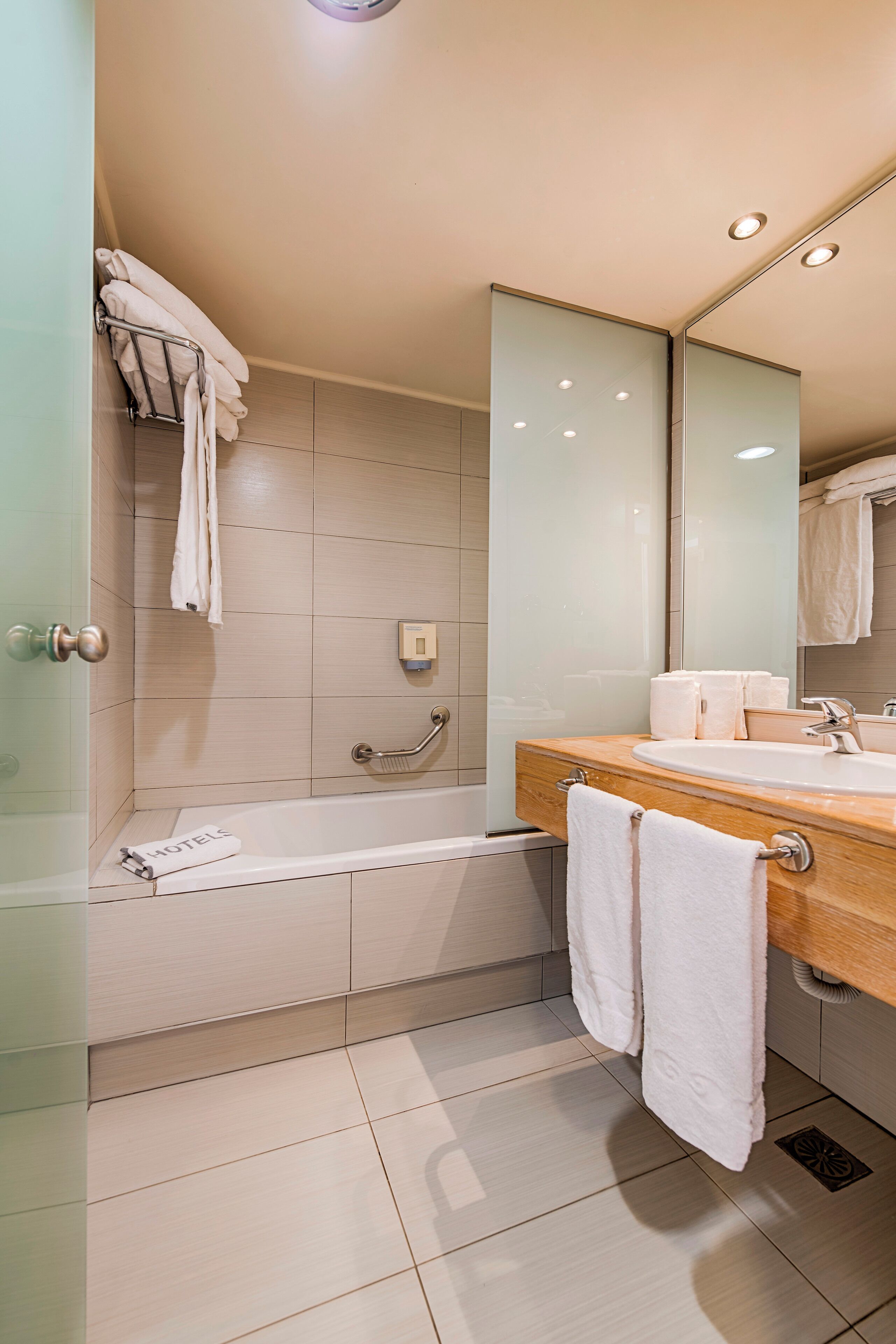 Photo - Esperides Beach Resort