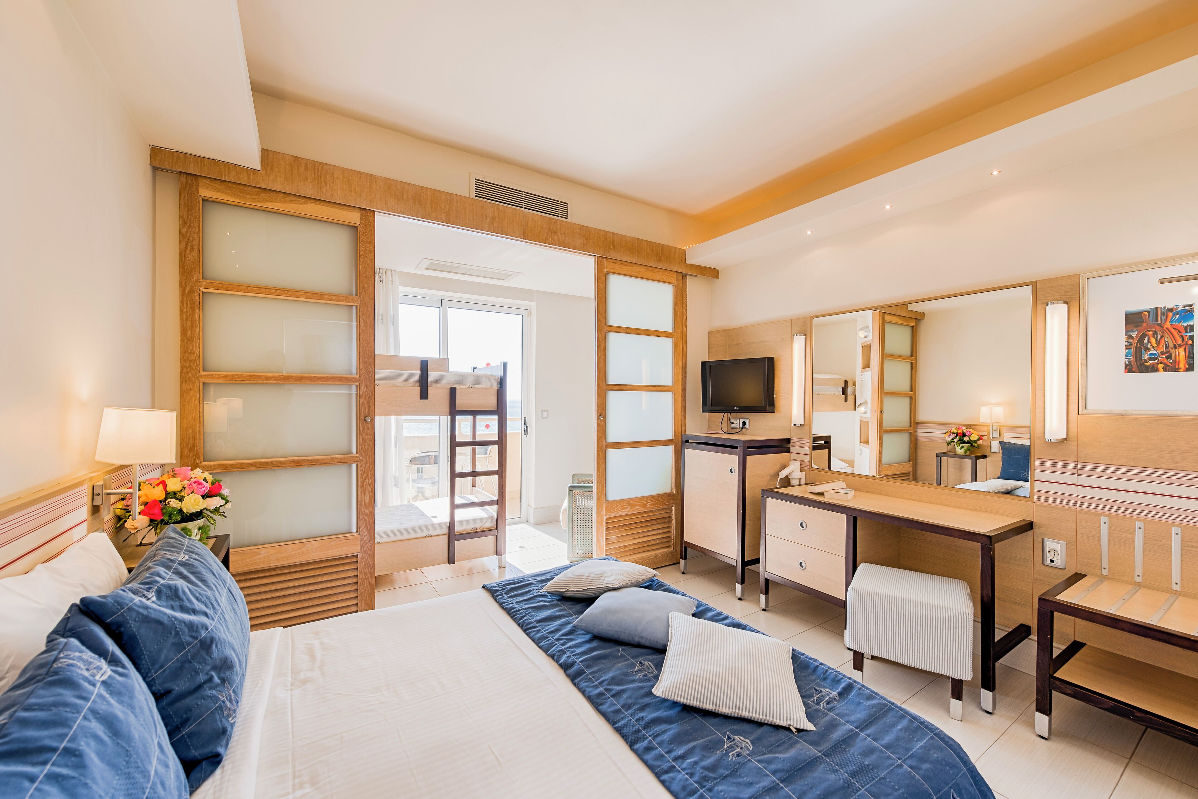 Photo - Esperides Beach Resort