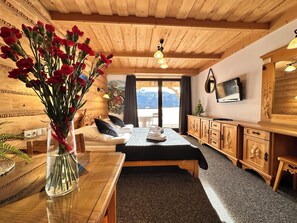 Memory-foam beds, in-room safe, blackout curtains, iron/ironing board - Apartamenty widokowe Cztery Pory Roku (Koscielisko)