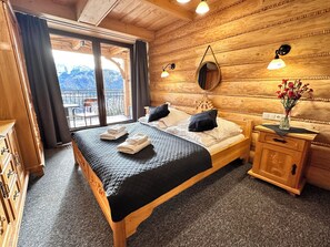 Junior Apartment, Fireplace, Mountain View (201415725) | Memory-foam beds, in-room safe, blackout curtains, iron/ironing board - Apartamenty widokowe Cztery Pory Roku (Koscielisko)