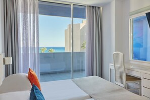 Apartment, Partial Sea View | In-room safe, desk, blackout curtains, soundproofing