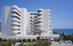 Front of property - Epsilon Hotel Apartments (Rhodes)