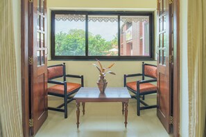 Deluxe Quadruple Room | Egyptian cotton sheets, premium bedding, down duvets, memory-foam beds - Hotel Campal (Panaji)