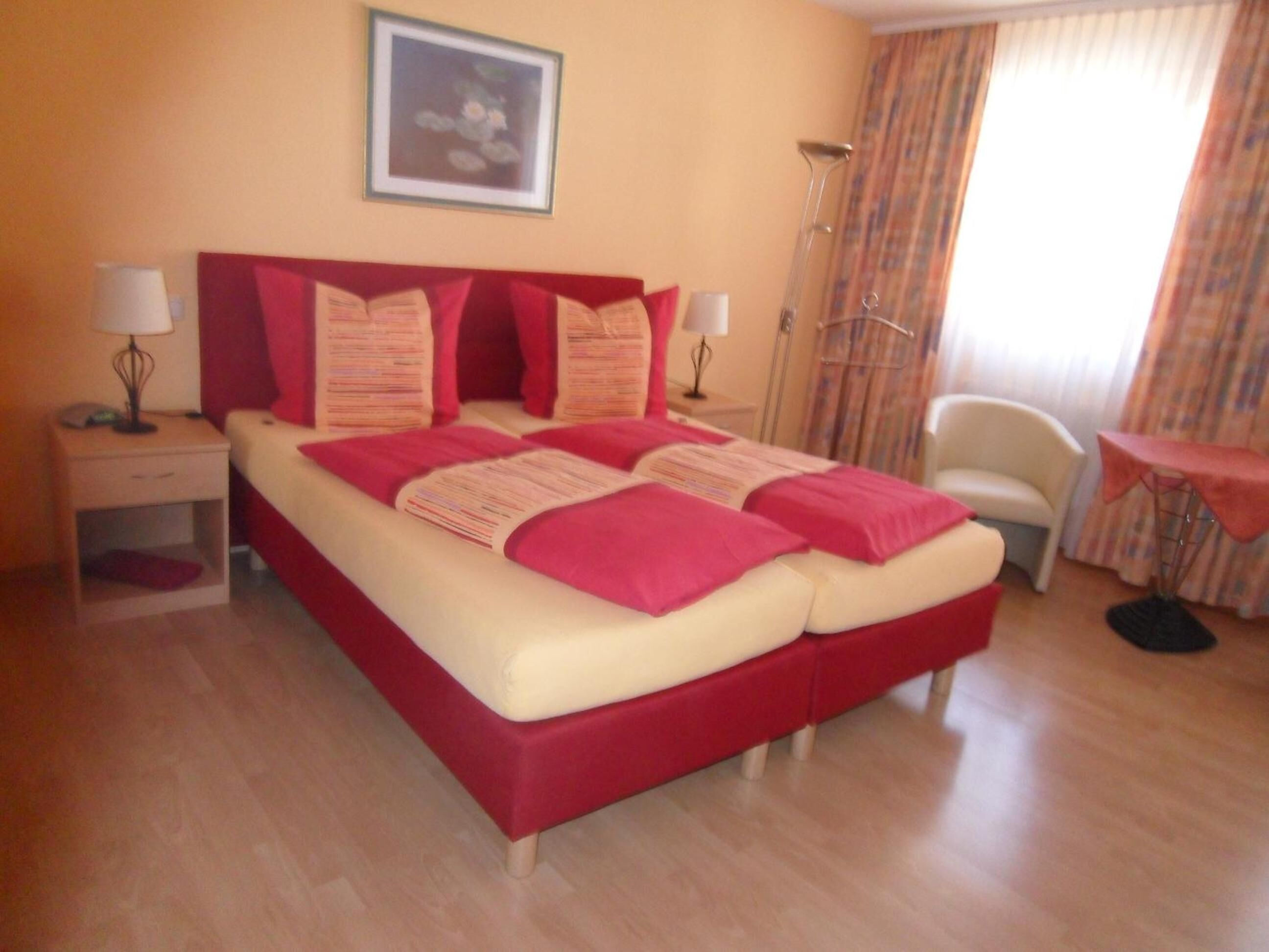 hypo-allergenic bedding, blackout curtains, soundproofing, free wifi