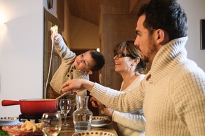Ljudisolering, gratis barnsängar och sängkläder
